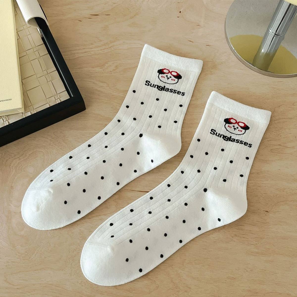 WOMEN'S BONELESS POLKA DOT STRIPED MID-CALF SOCKS