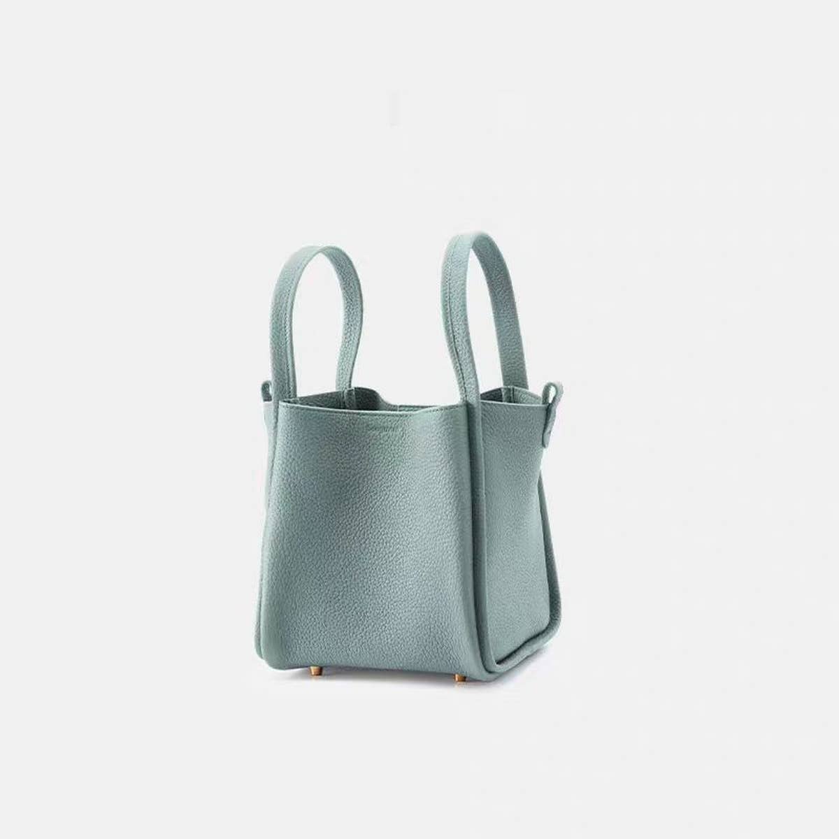 Medium Leather Bucket Tote ? Basket Style Bag_CWAB5335