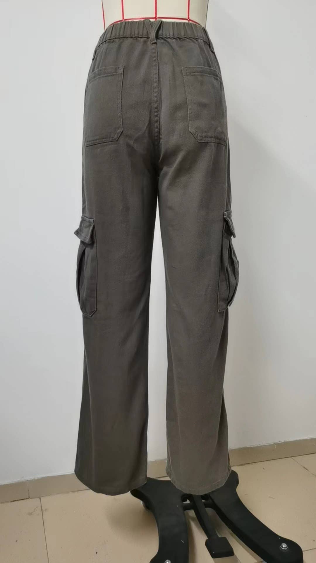 ELASTIC-WAISTED DENIM CASUAL CARGO PANTS