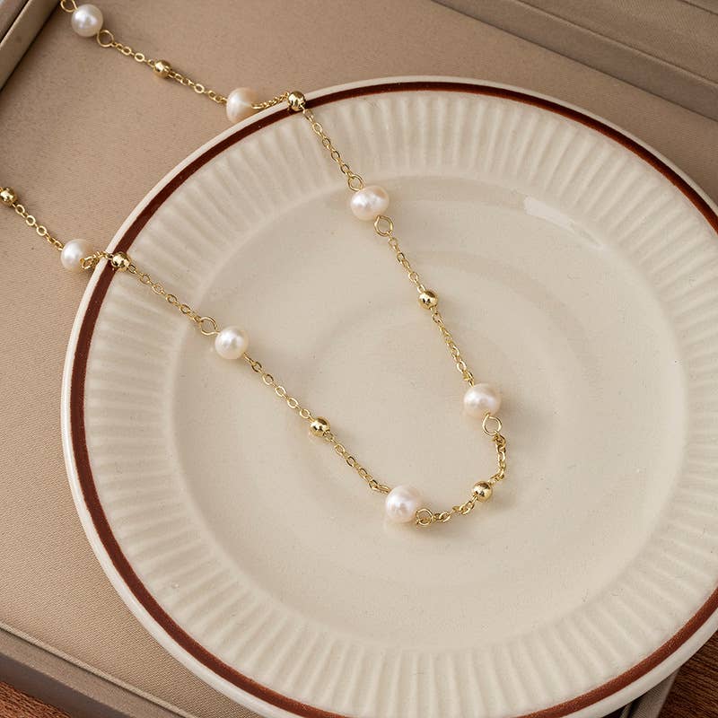 Freshwater pearl necklace collarbone chain