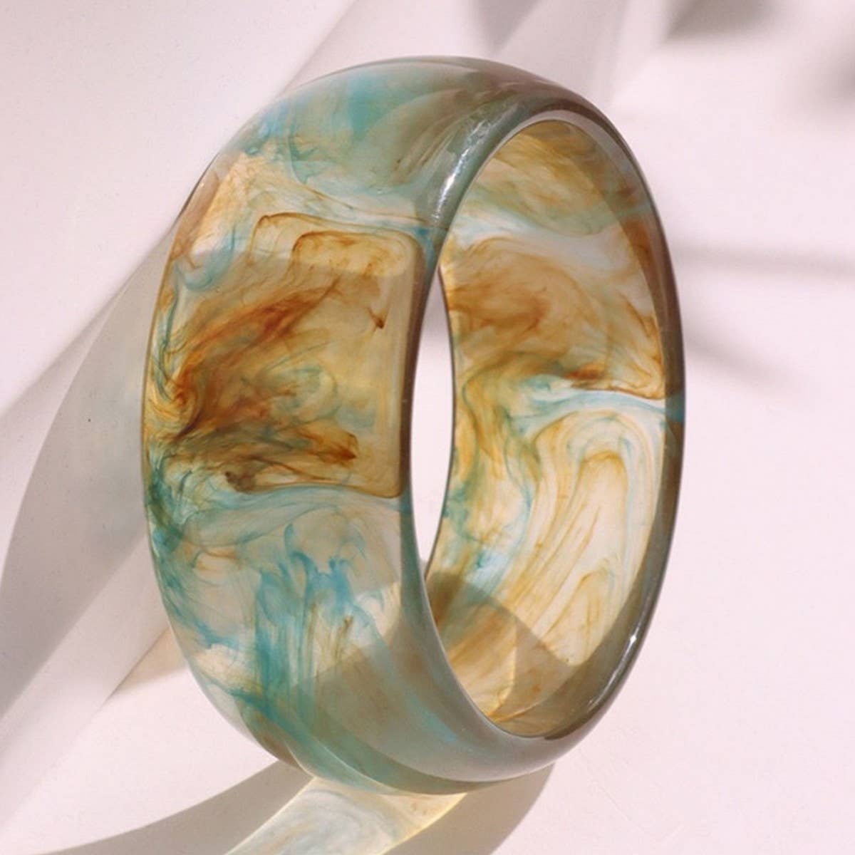 IRREGULAR TRANSLUCENT DESIGN FASHION BRACELET
