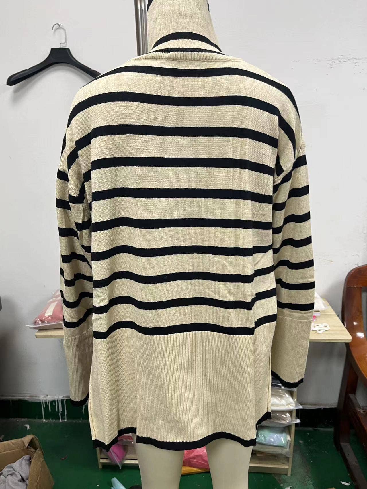 SLOUCHY STRIPED SWEATER WITH THICK TURTLENECK