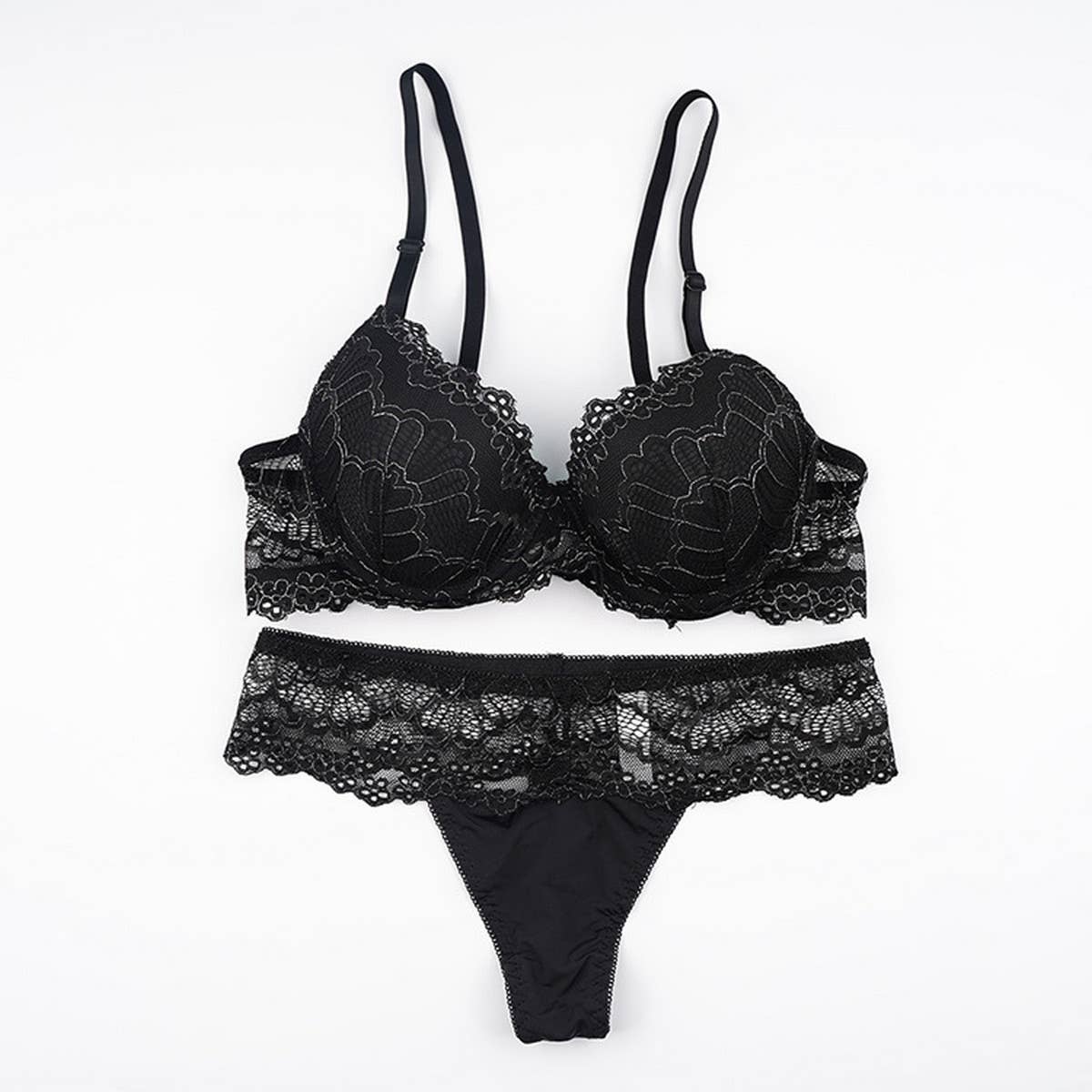 BLACK LACE UNDERWEAR SET WITH RIMS_CWMU0146