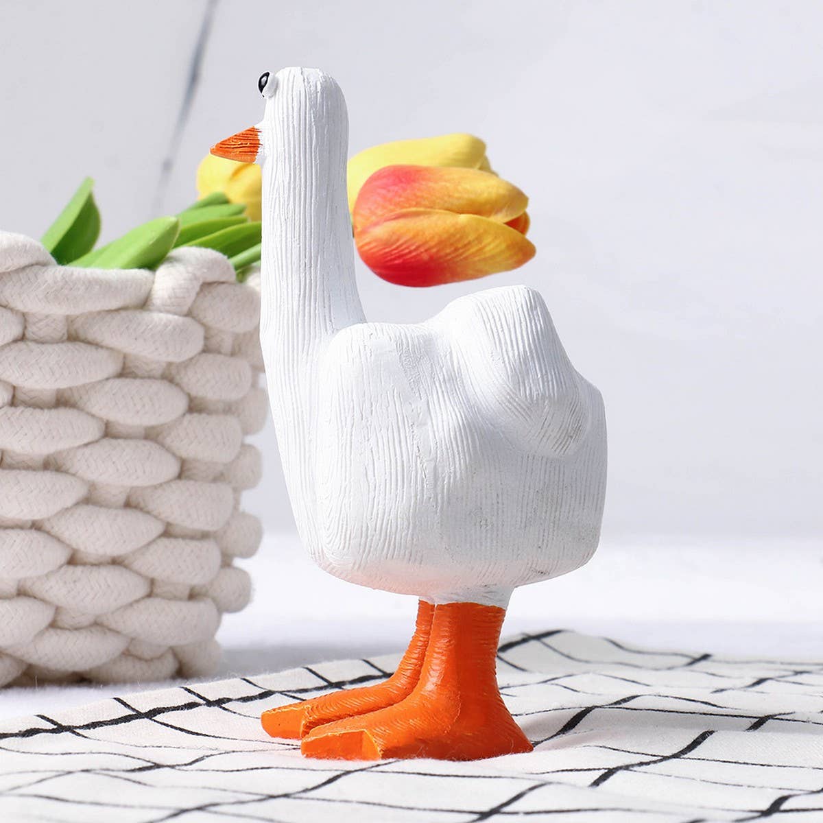 Creative Middle Finger Duck Resin Garden Decor_CWMM9903