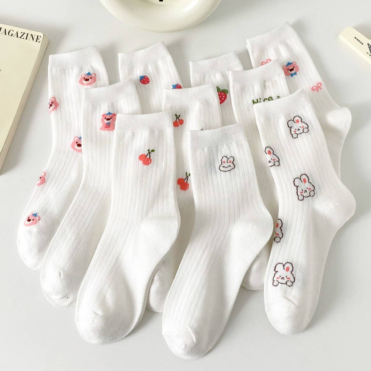 WHITE SMALL FRESH FRUIT CARTOON BEAR STOCKINGS