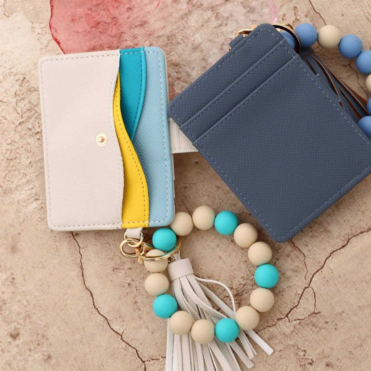 Beaded Bracelet Keychain with Colorblock Wallet_CWAB4942