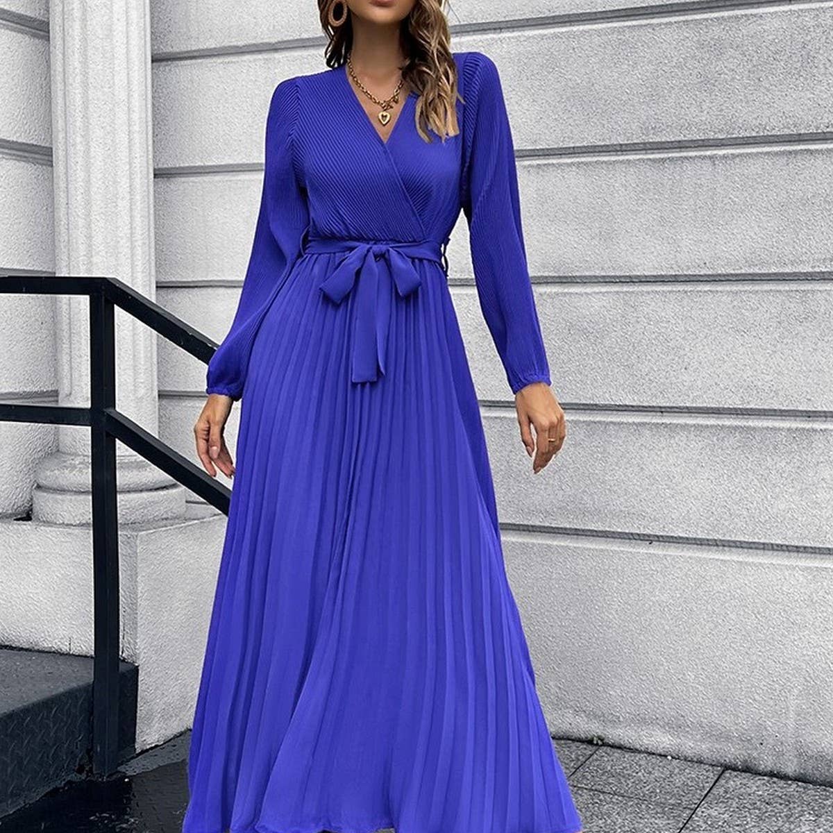 V-neck long sleeve pleated A-line long dress
