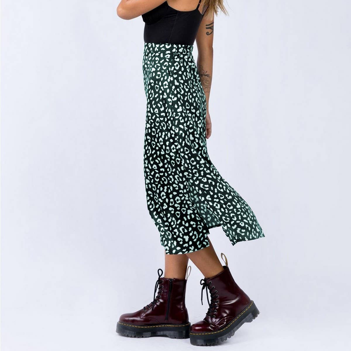 HIGH WAIST LEOPARD CHIFFON PRINT SLIT MIDI SKIRT