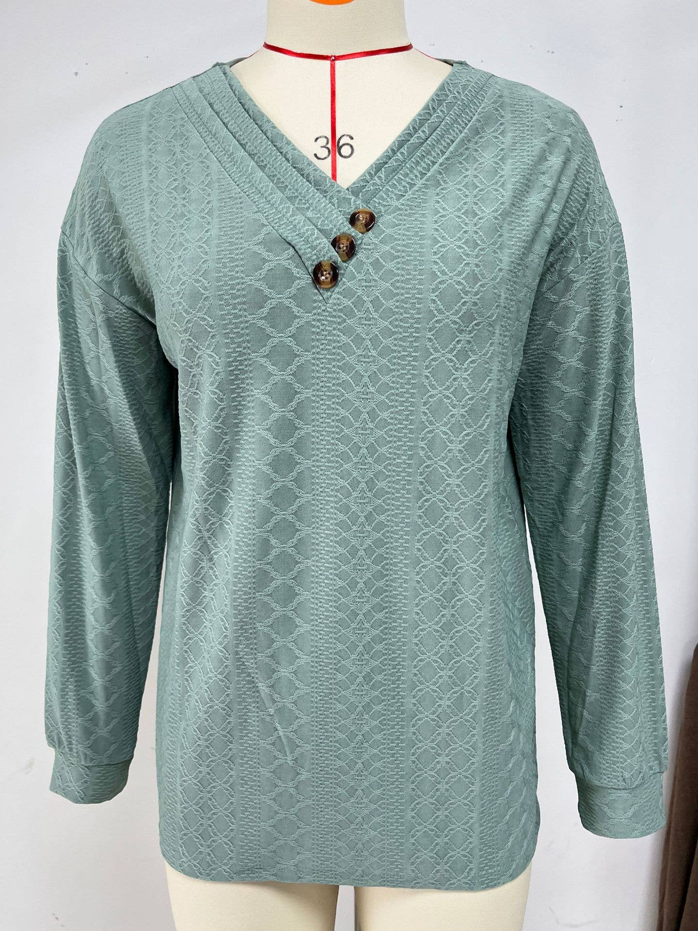 SOLID COLOR V-NECK BUTTON LONG-SLEEVED T-SHIRT