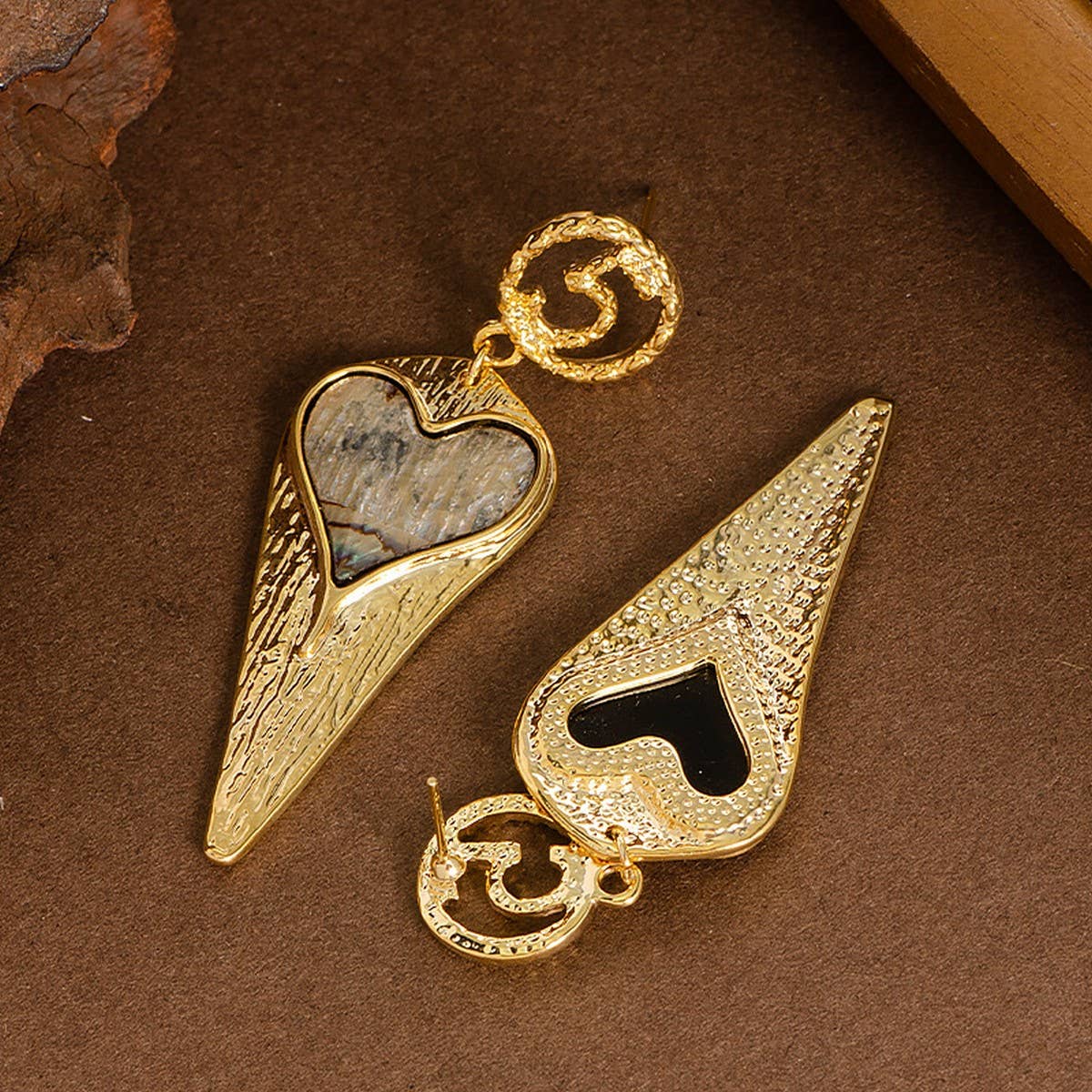 SILVER NEEDLE COLORFUL ABALONE HEART EARRINGS