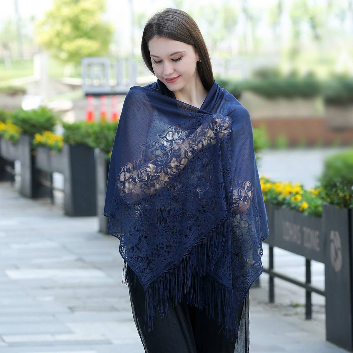 Lace Shawl for Women ? Evening & Casual Wrap