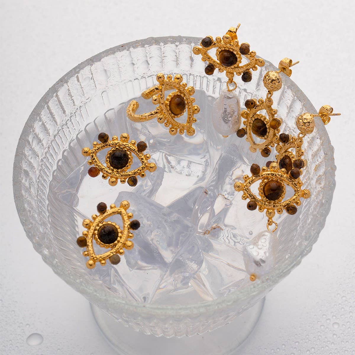 LIGHT LUXURY LACE HOLLOW TIGER EYE STONE EARRINGS