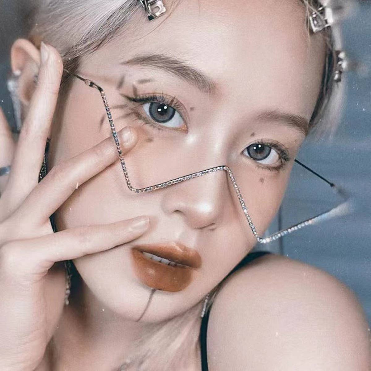 HALF RIMLESS METAL CHAIN GLASSES FRAME