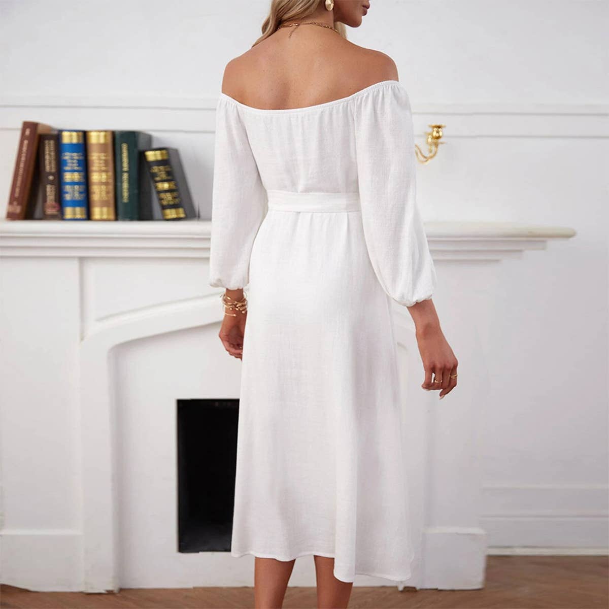 LINE NECK SINGLE BREASTED BUTTON SPLIT MID DRESS_CWDSD3254