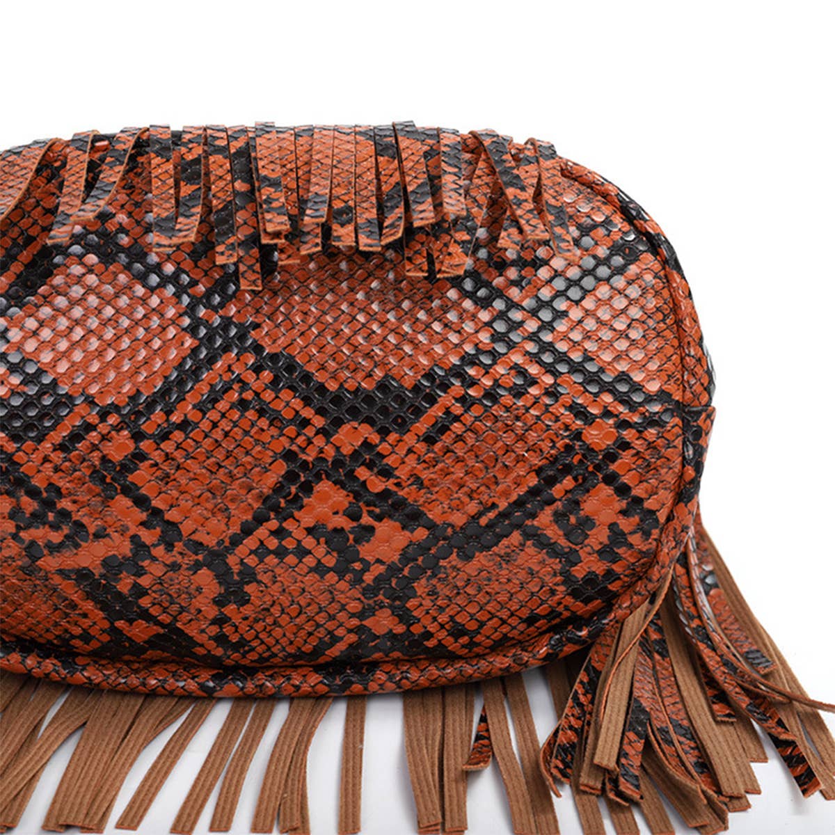 WOMEN SNAKE  PORTABLE FRINGE BAG_CWAB0797
