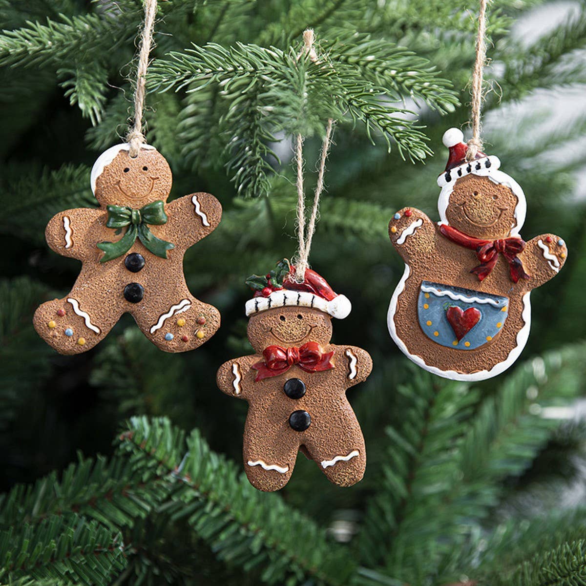 Painted Resin Gingerbread Xmas Tree Hanging Decor_CWMM9789