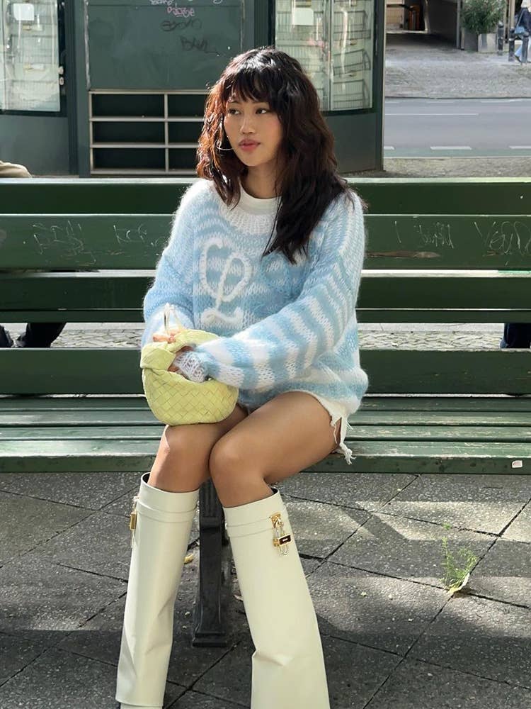 All-in-one crew neck pullover sweater for women