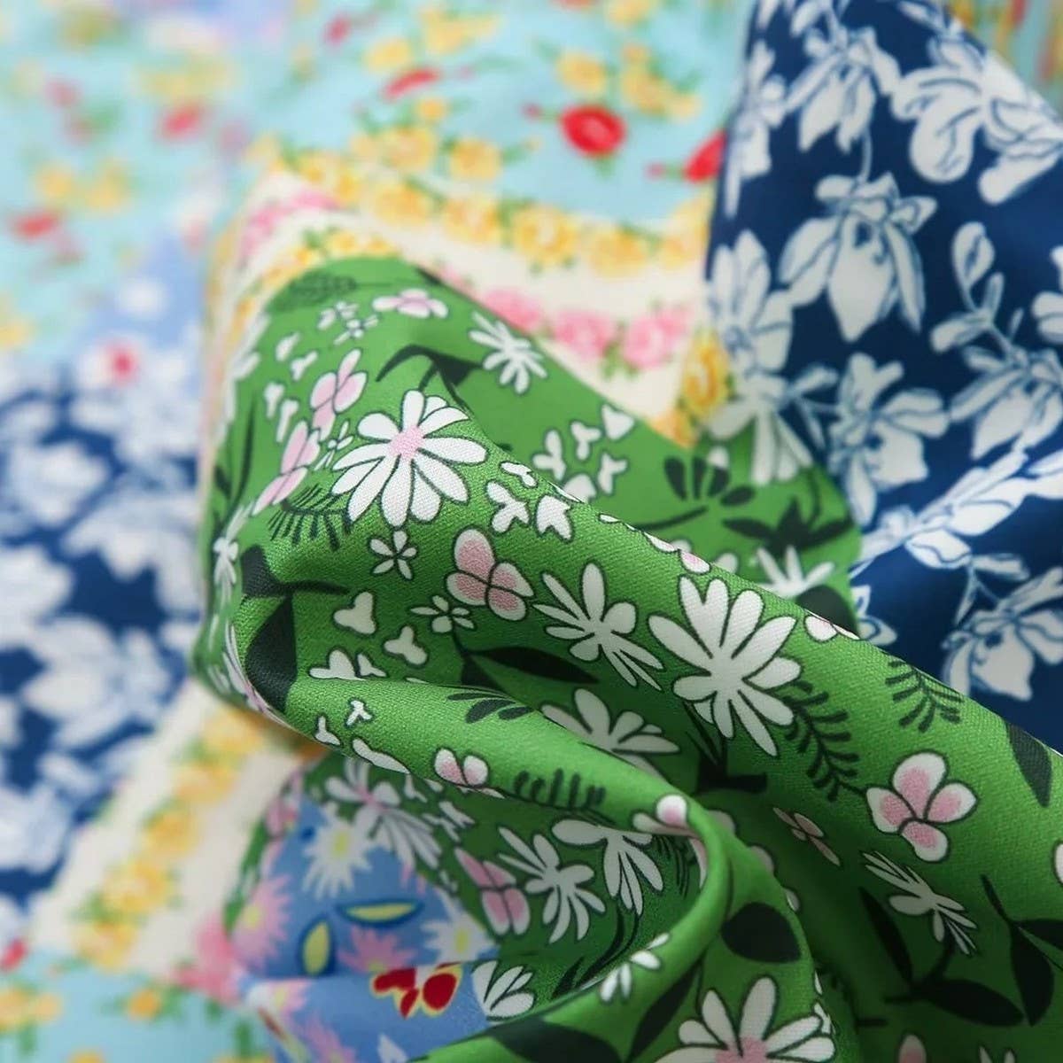 COLORBLOCK PRINT LAPEL QUILTED JACKET