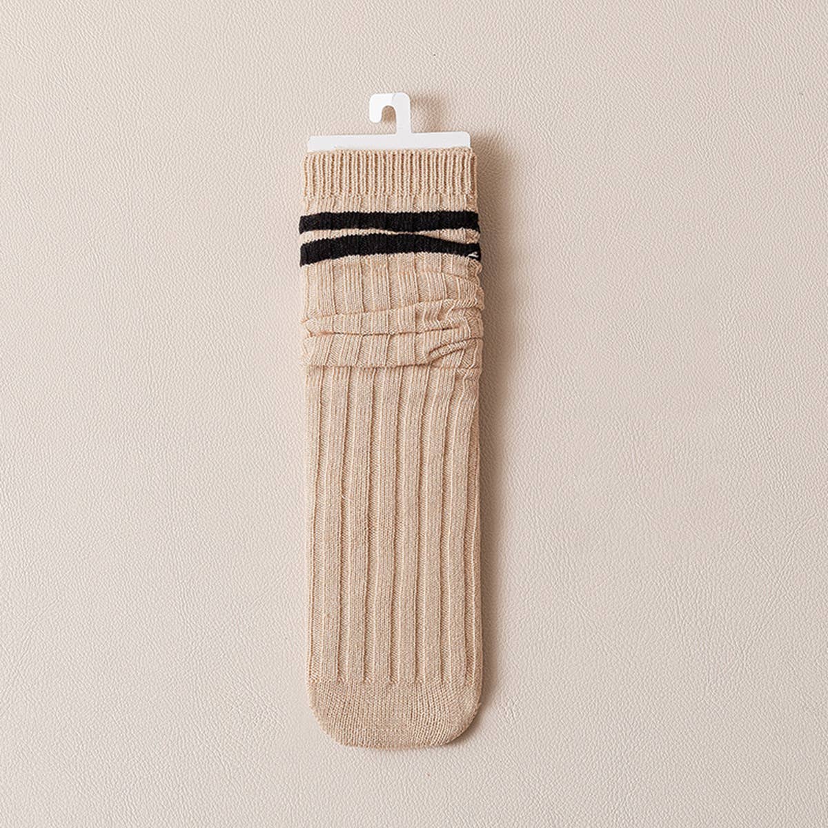 AUTUMN AND WINTER TWO-BAR STACKED SOCKS_CWMS0998