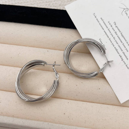 HIGH-END FASHION LARGE HOOP EARRINGS FOR WOMEN