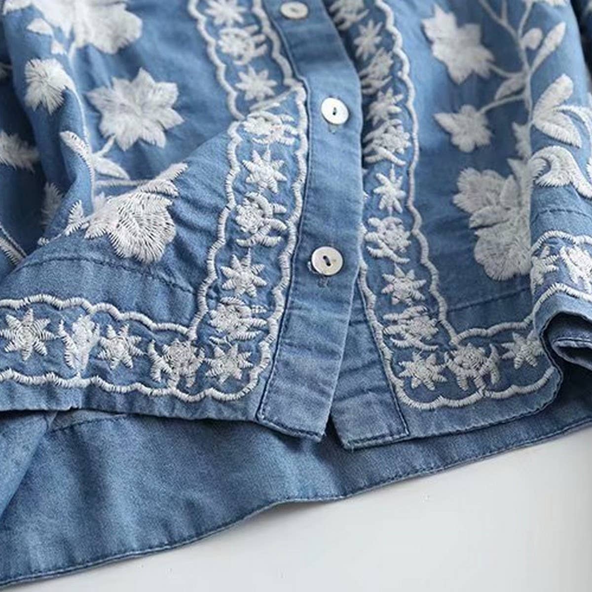 FLORAL EMBROIDERED V-NECK BUTTON SHIRT TOP BLUE