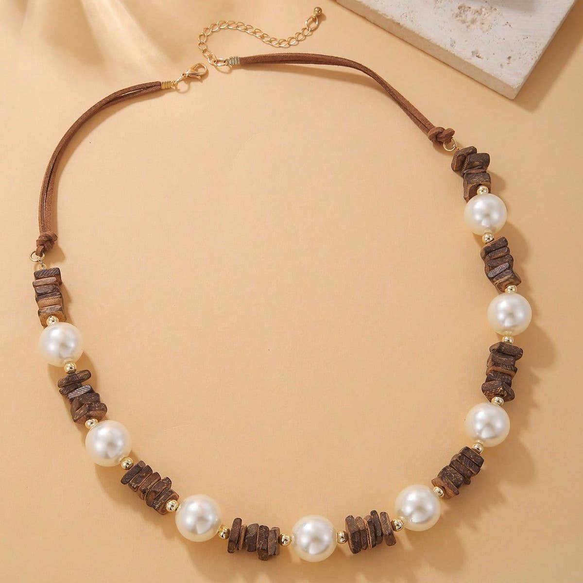 RETRO FASHION BROWN SQUARE COCONUT SHELL NECKLACE_CWAJE1578