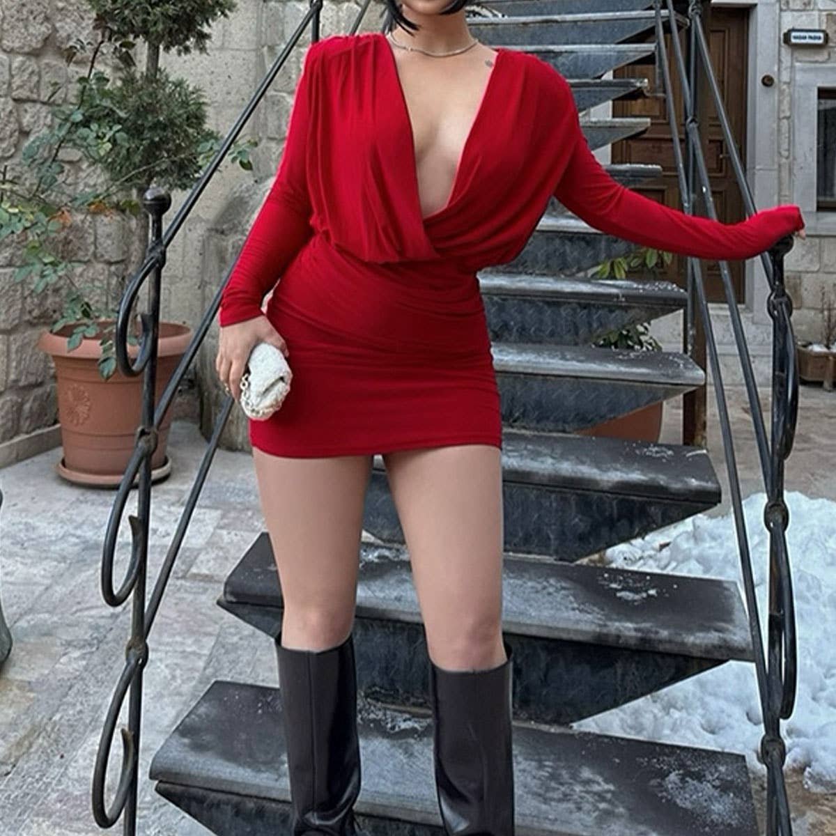 SLIM-FIT PLEATED HIP WRAP LONG-SLEEVED DRESS