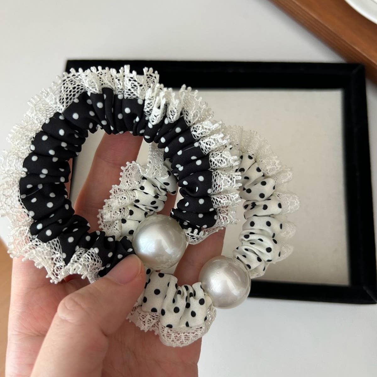 CURLY SMALL POLKA DOT HAIR SCRUNCHIES
