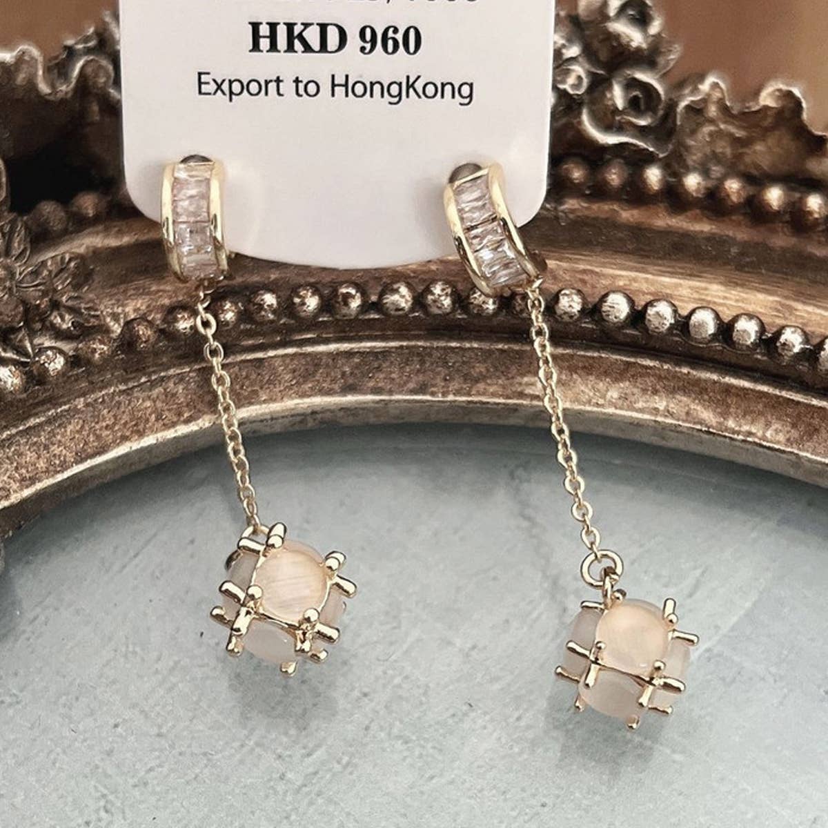 UNIQUE OPAL C-SHAPED TASSEL STUD EARRINGS