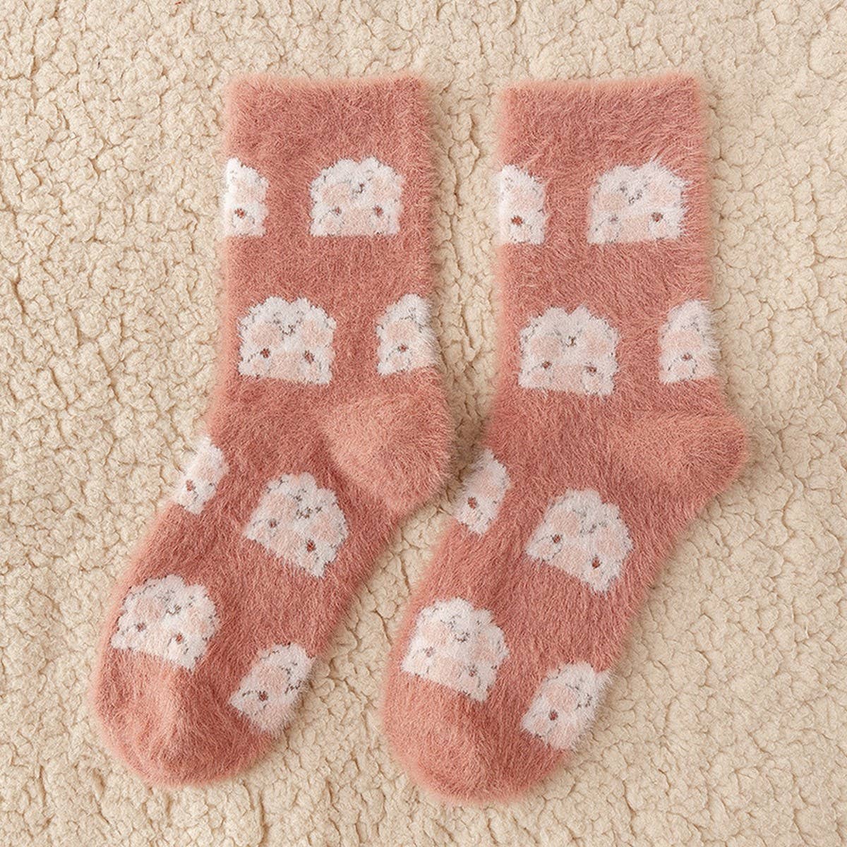 CUTE WARM SEASON LINT-FREE FLOOR SOCKS