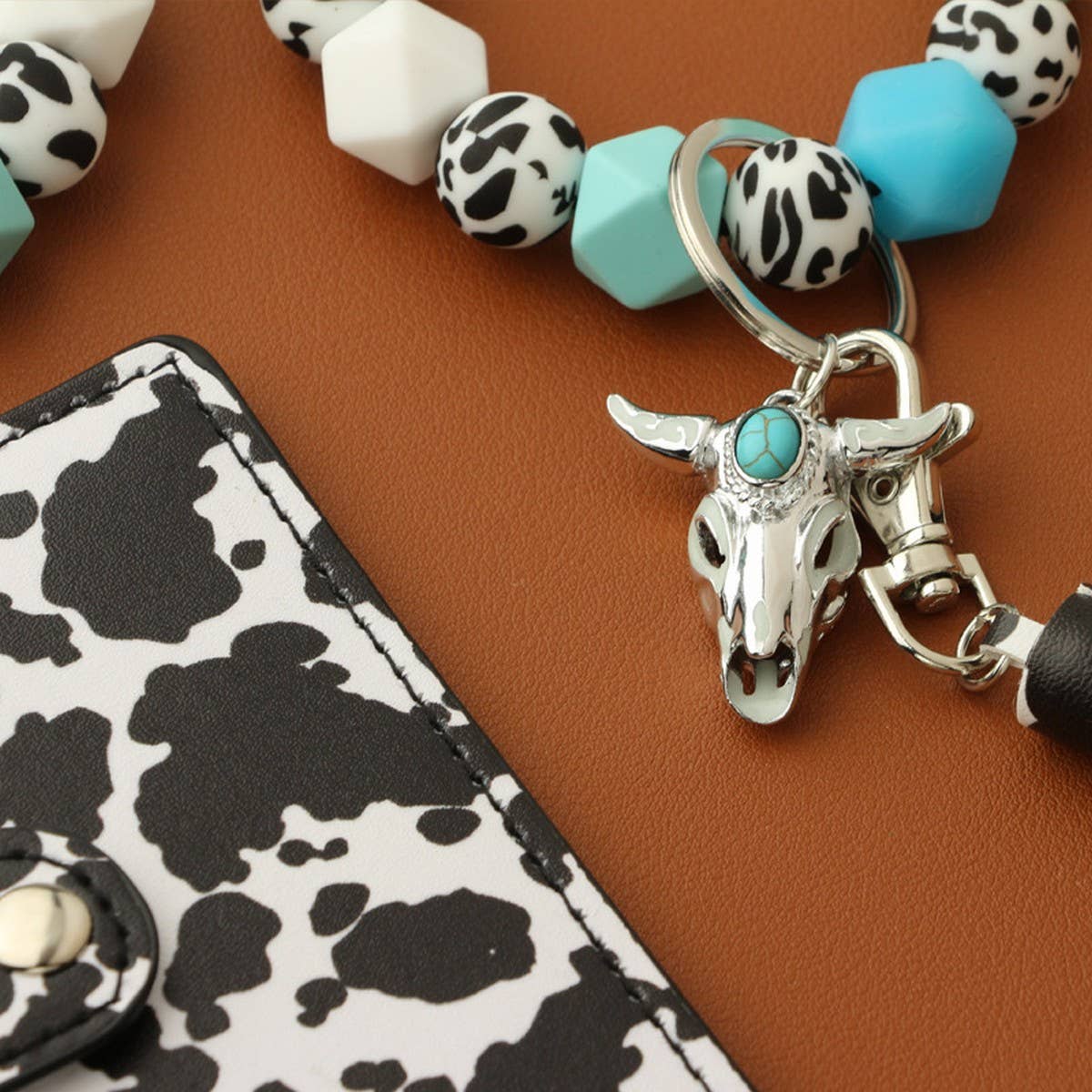 Glow Bull Head Silicone Bead Bracelet Keychain_CWAB5096
