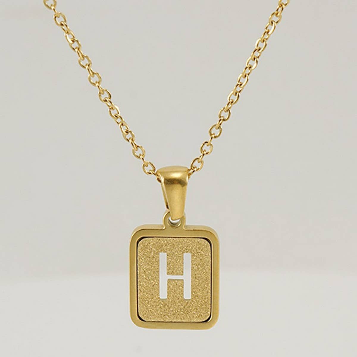FASHION 26LETTER STAINLESS STEEL PENDANT NECKLACE_CWAJE0678