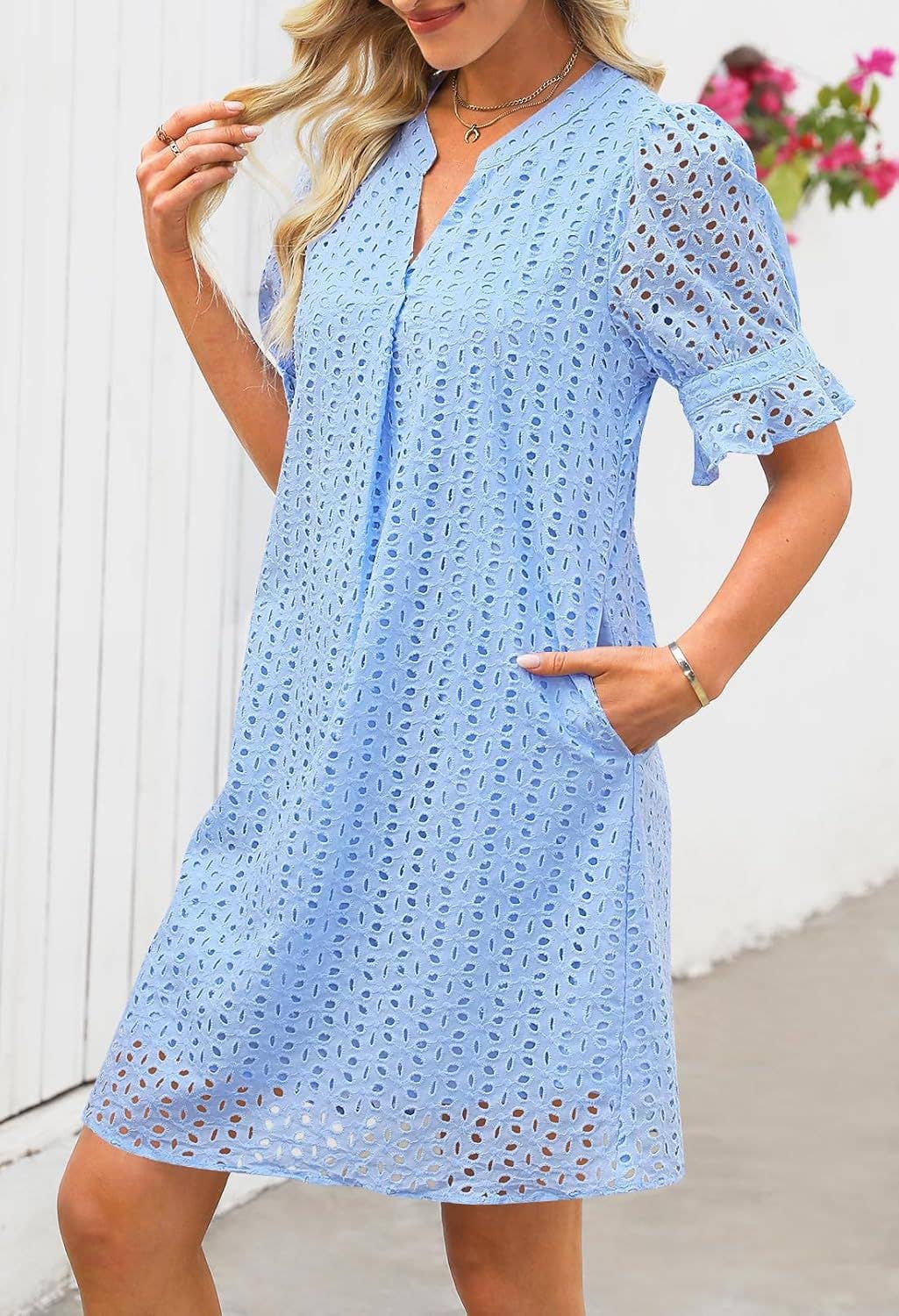 RETRO V-NECK CRINKLED CUT-OUT DRESS_CWDSD10651