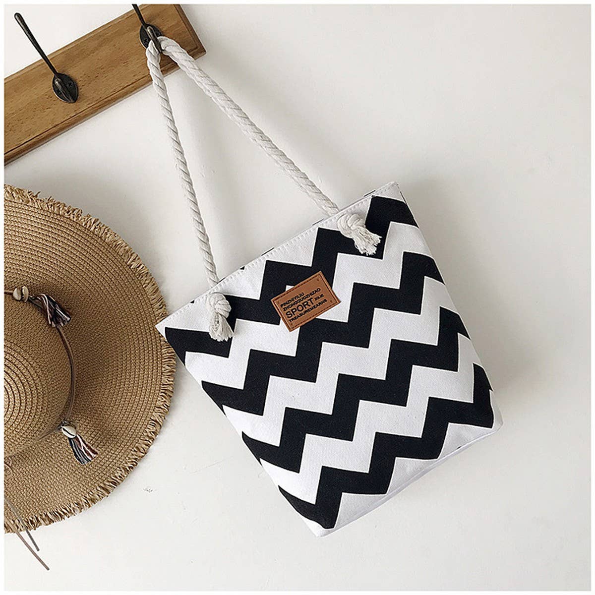 WAVE STRIPE CONTRAST COLOR SINGLE SHOULDER TOTE BAG_CWAB1709