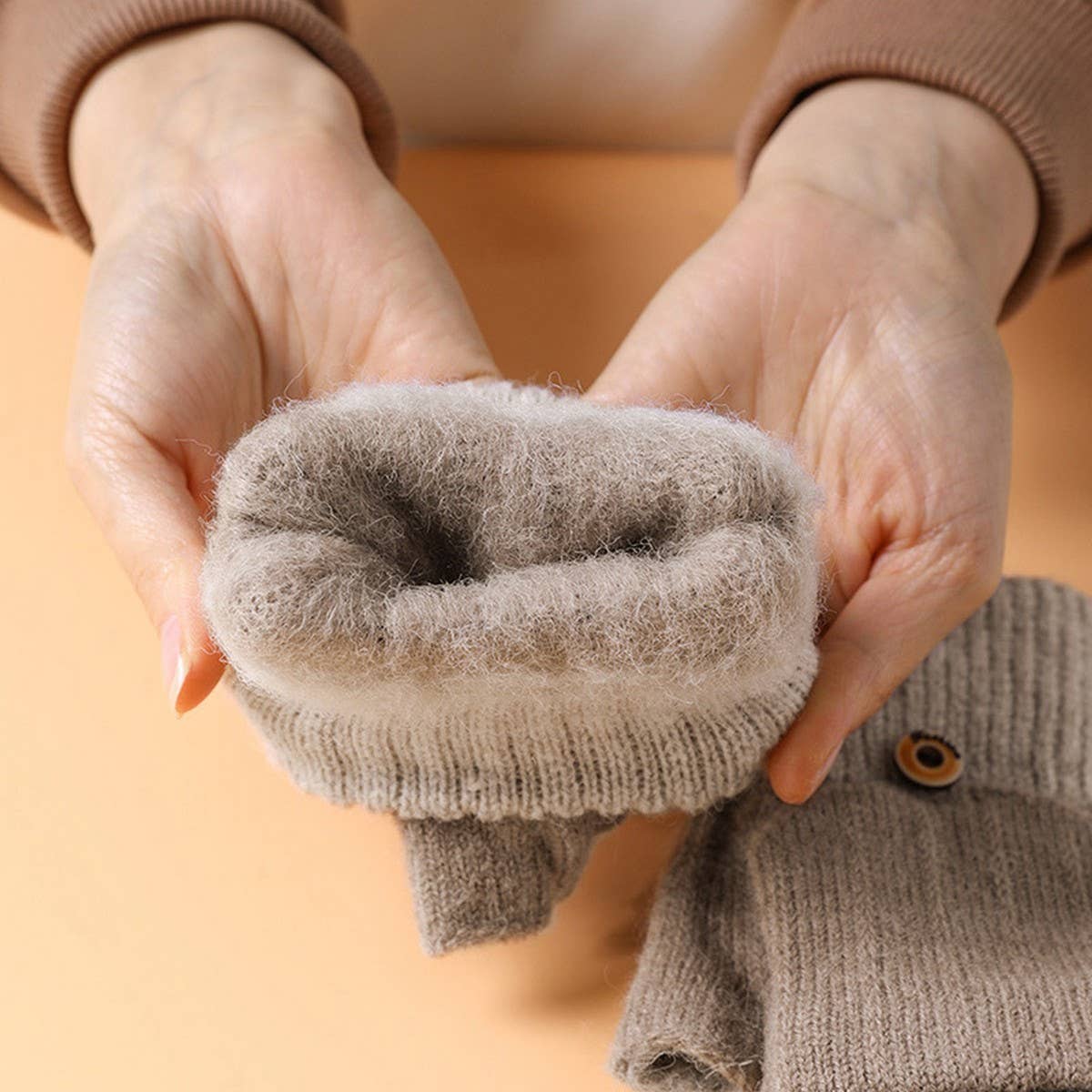 WINTER WOMEN'S HALF FINGER FLAP KNIT GLOVES_CWAG0384