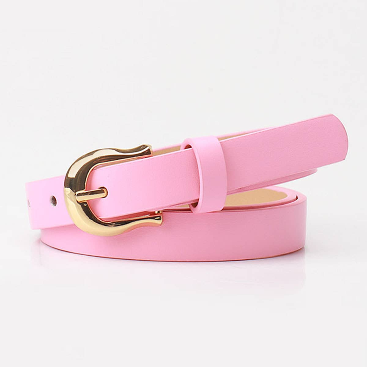 Versatile pink-button flat belt for commuting