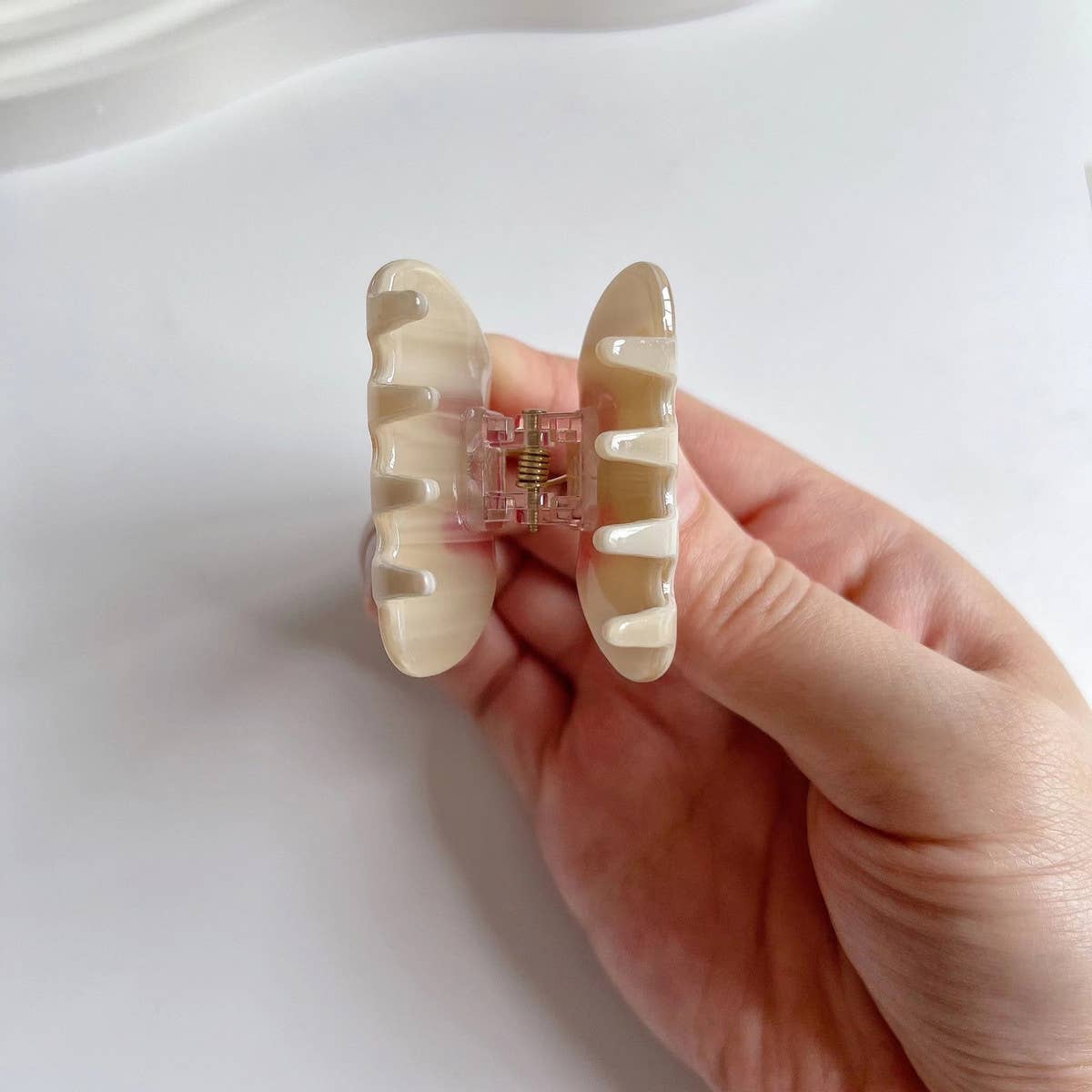 Mini Handbag Hair Claw, French Acetate Hair_CWAHA1350