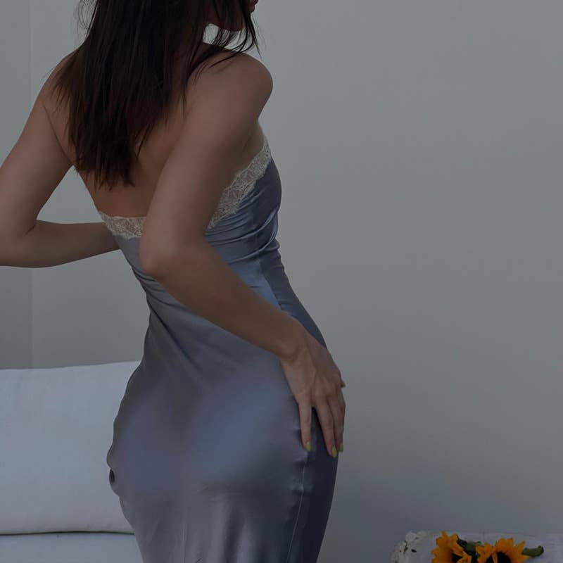 Backless one-shoulder halter lace dress