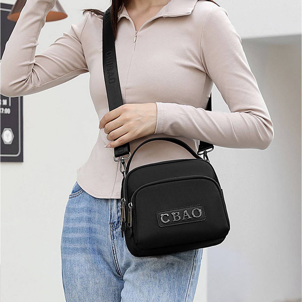 LARGE CAPACITY MULTI-LAYER SHOULDER CROSSBODY BAG_CWAB3536