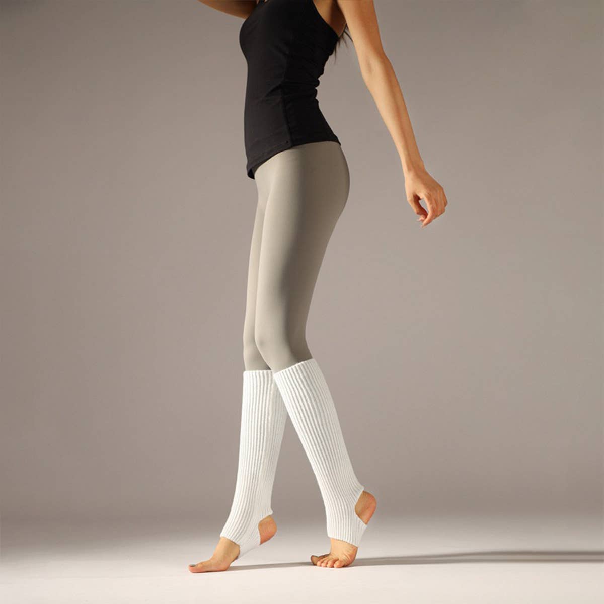 KNITTED SPORTS PROTECTIVE FOOT WARMING SOCKS