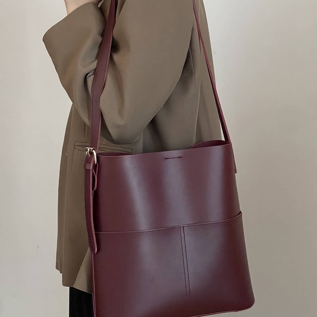 CWAB4829_SIMPLE LARGE CAPACITY BUCKET SHOULDER BAG