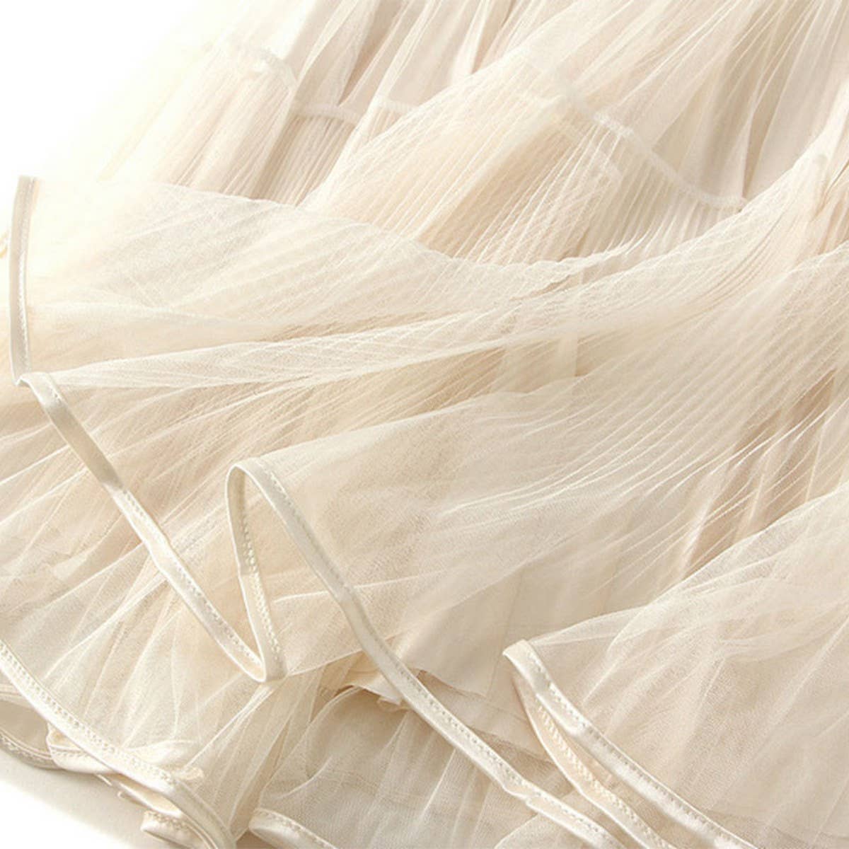 High-Waist Lace Midi Skirt with Cake Layer Design