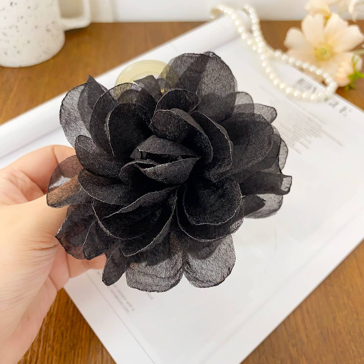 Dopamine flower hairpin elegant grip clip
