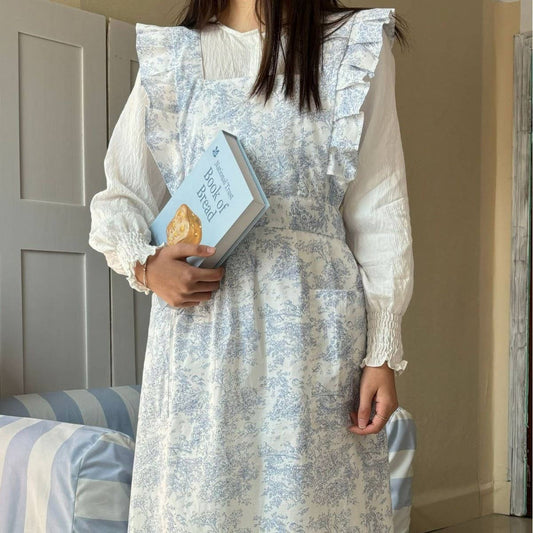 BLUE INK FISHTAIL COTTON RUFFLE APRON_CWMM5794