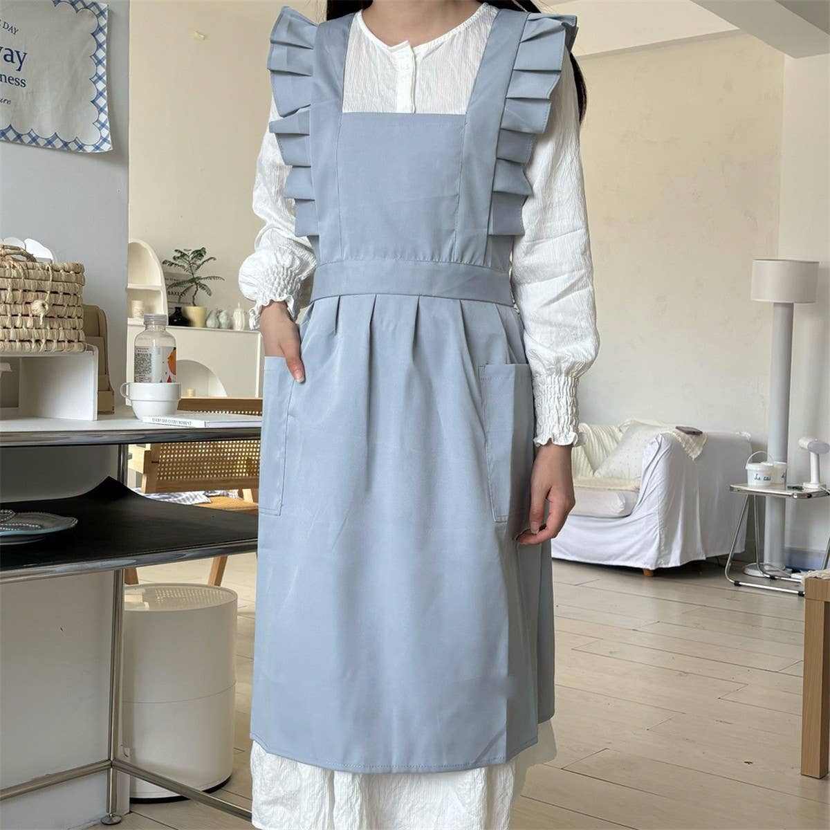 WATERPROOF AND OIL-PROOF OXFORD RUFFLED CROSS APRON