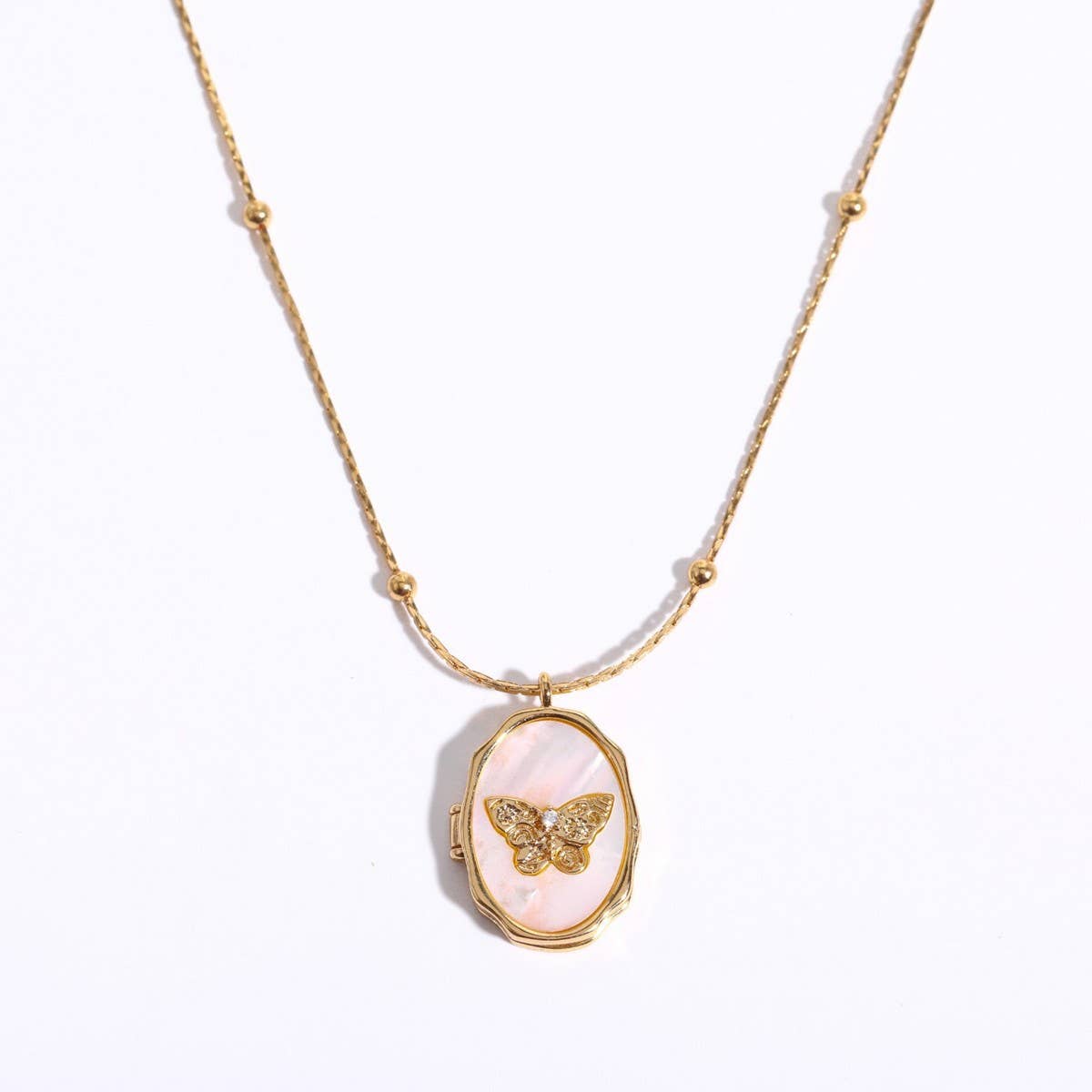 Moon Shell Locket Necklace ? Vintage Gold-Plated