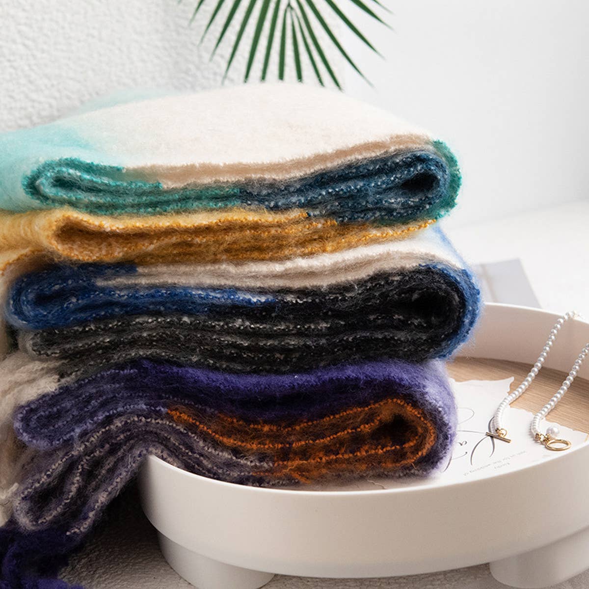 AUTUMN AND WINTER FLUFFY PLAID SCARF_CWASC1006