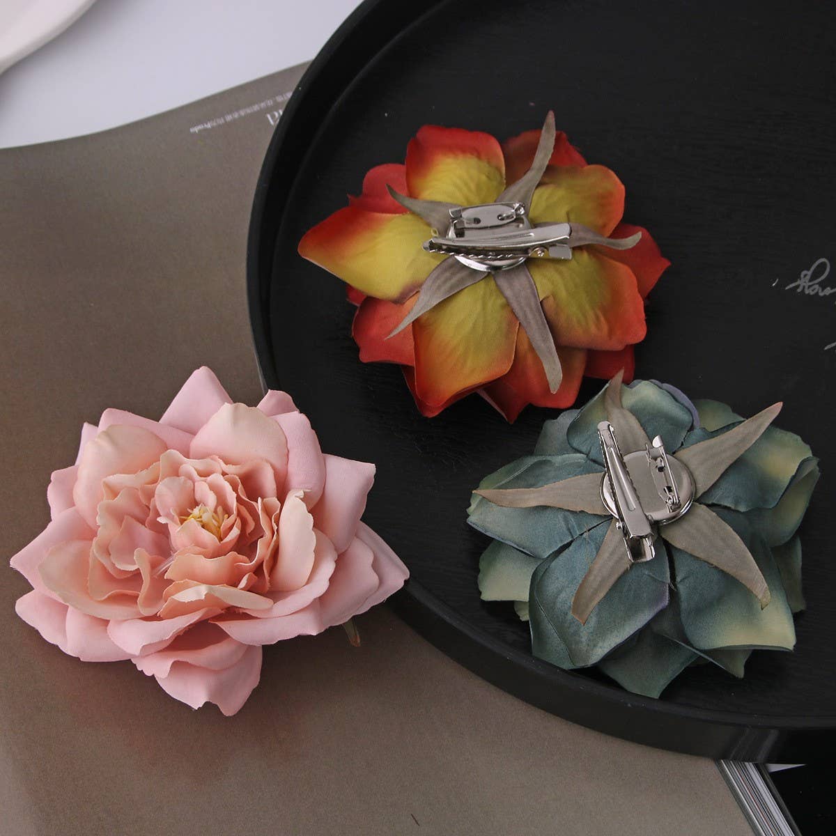 Flower Side Clip & Brooch - Photo Prop Accessory