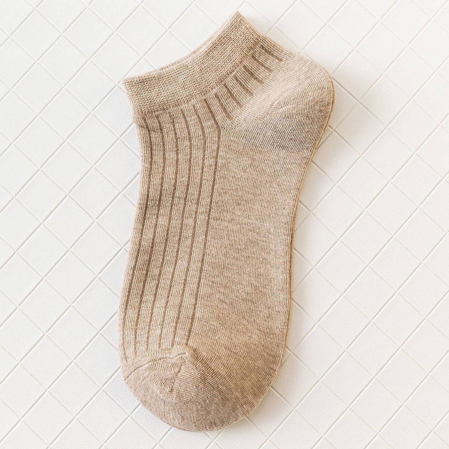 SOLID VERTICAL STRIPES BREATHABLE ANKLE SOCKS_CWMS032