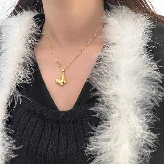 NEW CAT'S EYE STONE DESIGN BUTTERFLY NECKLACE